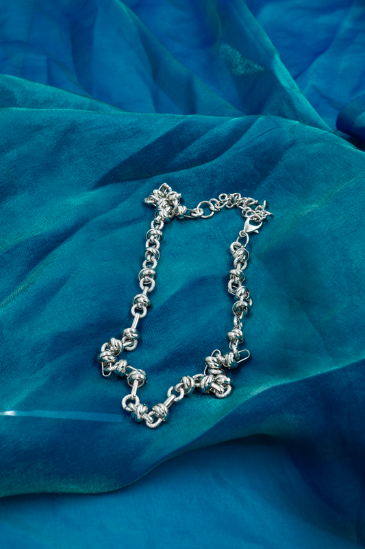 Tide Knot Silver Chain