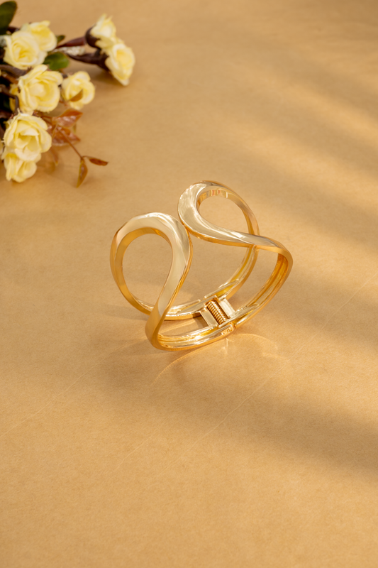 Chunky Gold Bracleet