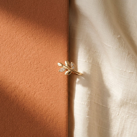Pusha Rose Gold Stylish Enchanted Leaf Nose Pin