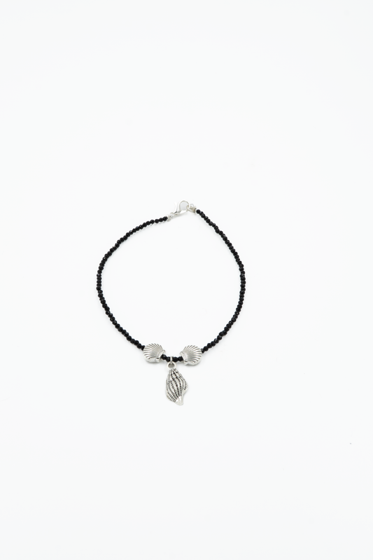 Black Beaded Seashell Charm Anklet