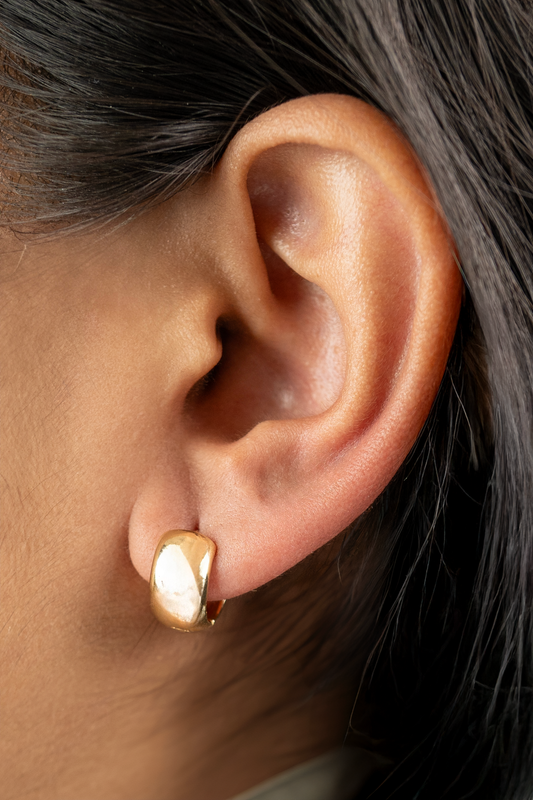 Bold Curve Hoops