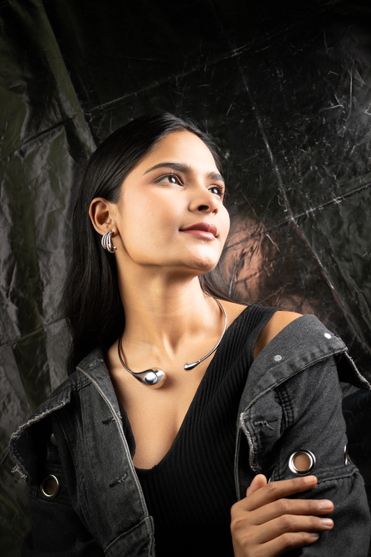 Sunlit Dewdrop Choker